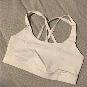 Lulu lemon sports bra 🍋